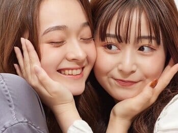 眉毛とまつげパーマの専門店 ロレインブロウ 青森店 店内写真 1枚目