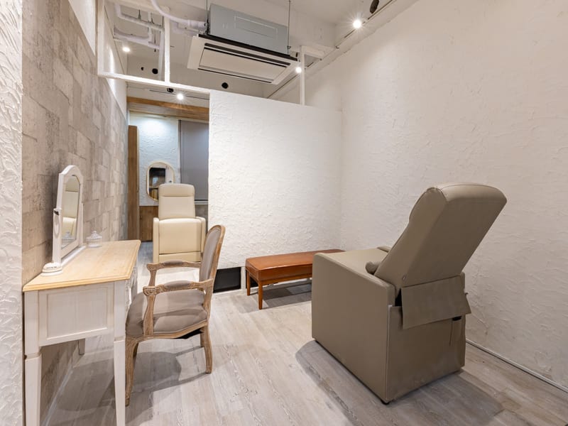 アイリッチ蘇我店（千葉）のメンズ眉毛サロン