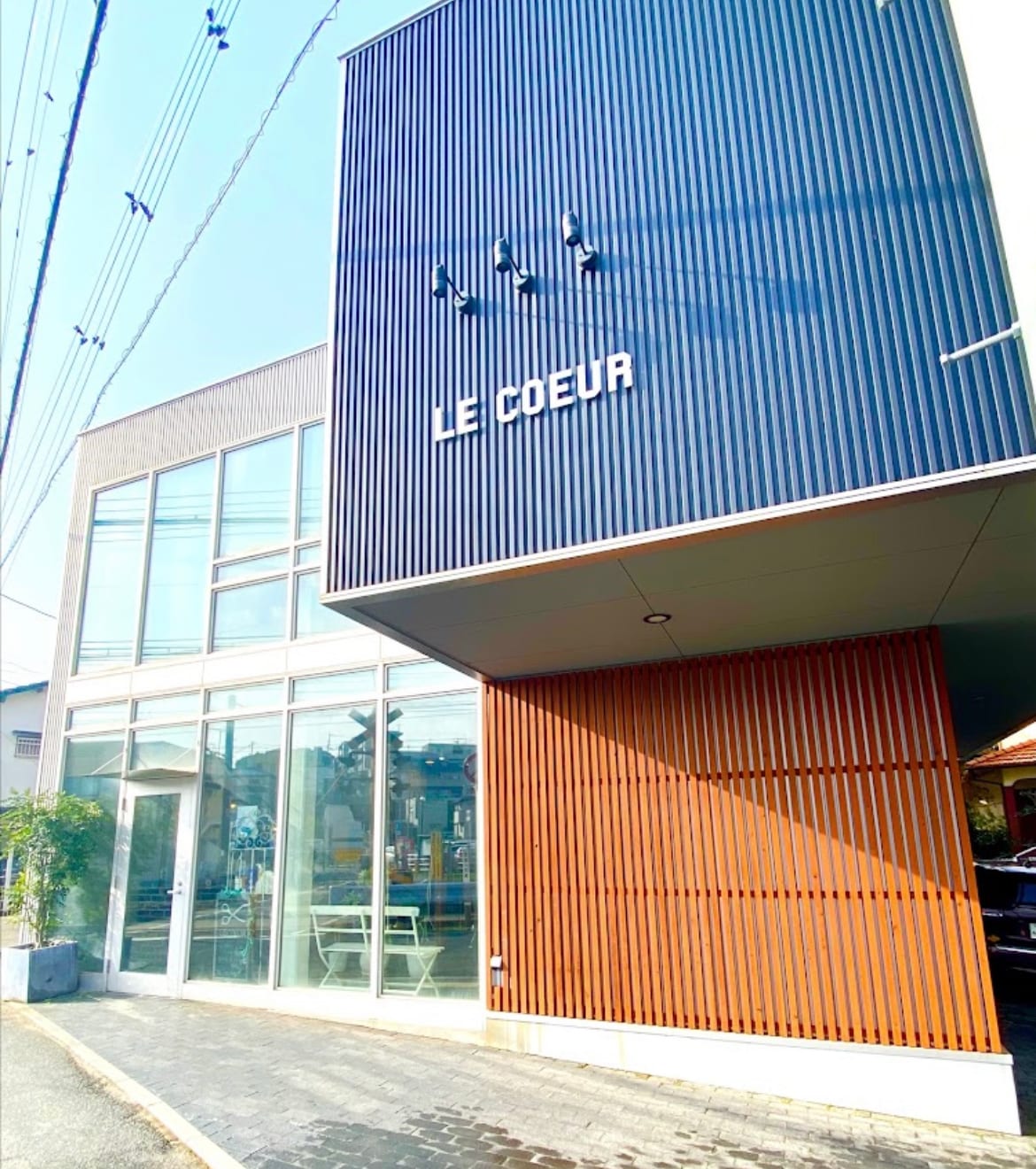 LE COEUR(太宰府)のメンズ眉毛サロン店内写真 1枚目