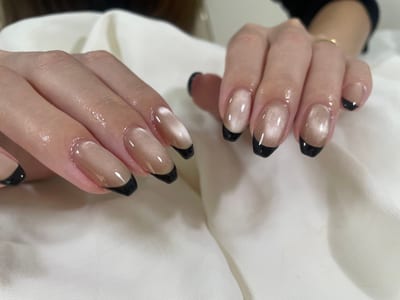 ネイル・アイラッシュサロン Avectoi 恵比寿 店内写真 1枚目