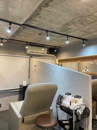 ME.REBO 恵比寿 店内写真 4枚目