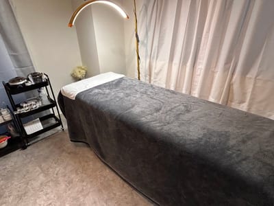 MakeCrush (メイククラッシュ)恵比寿 店内写真 2枚目