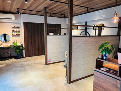 眉毛専門サロン Salyu 西新店 店内写真 4枚目