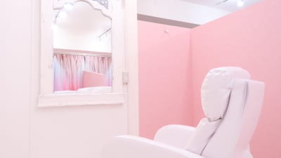 DRESS. まつげ/眉毛専門店 マツエク 店内写真 1枚目