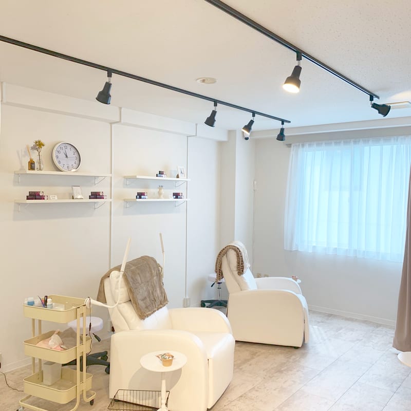 est-r.筑紫口本店（福岡）のメンズ眉毛サロン