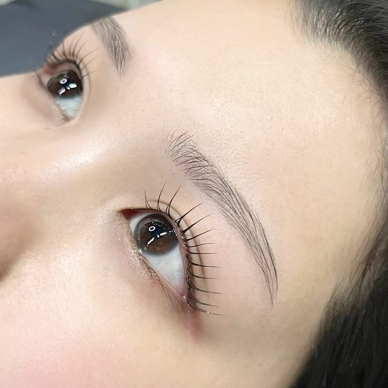 Eyore（イーヨー）Eyebrow姪浜店（福岡）のメンズ眉毛サロン