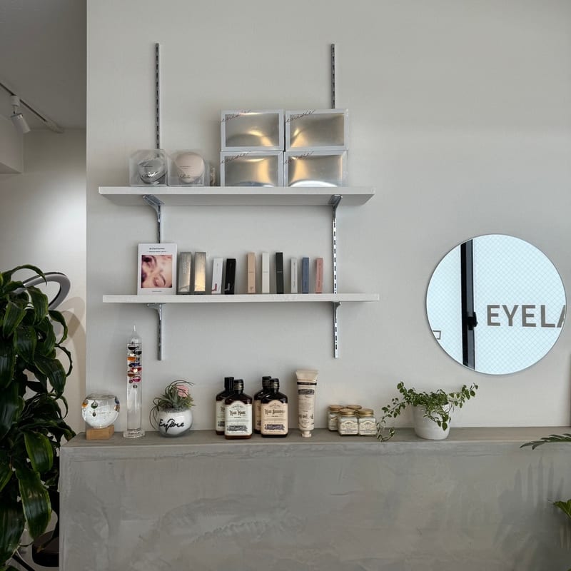 Eyore（イーヨー）Eyebrow姪浜店（福岡）のメンズ眉毛サロン
