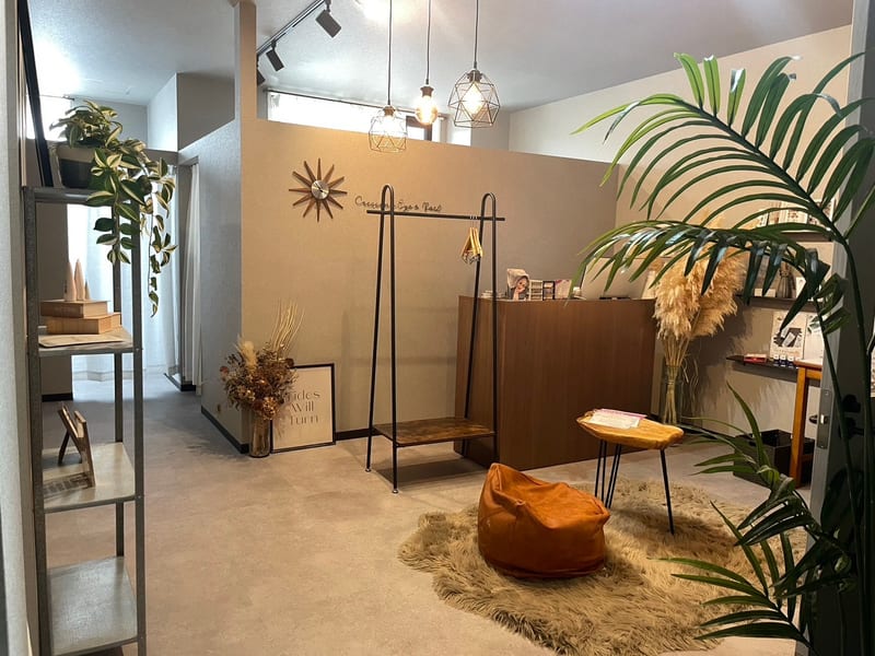 Crescent Eye&Nail 大濠公園店(福岡)のメンズ眉毛サロン