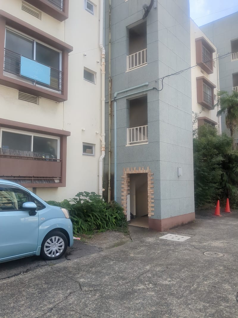 Three S(福岡)のメンズ眉毛サロン