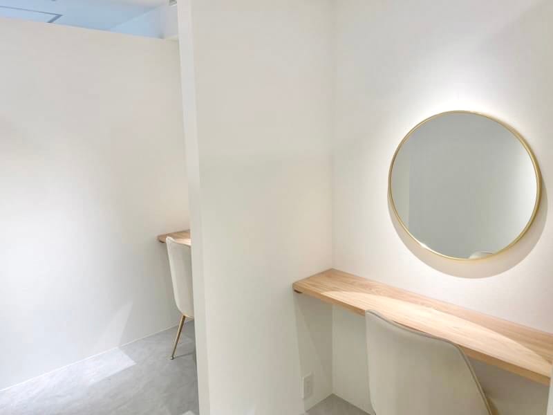 i. 二子玉川店（二子玉川）のメンズ眉毛サロン店内写真 1枚目