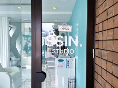 まつ毛パーマ＆眉毛サロン SSIN STUDIO 岐阜店 店内写真 3枚目