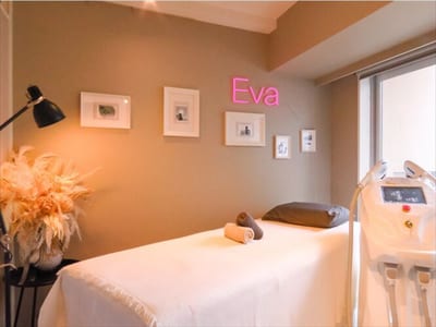 Eva Wax 銀座店 ～ブラジリアンワックス＆光照射のW脱毛サロン～ 店内写真 3枚目