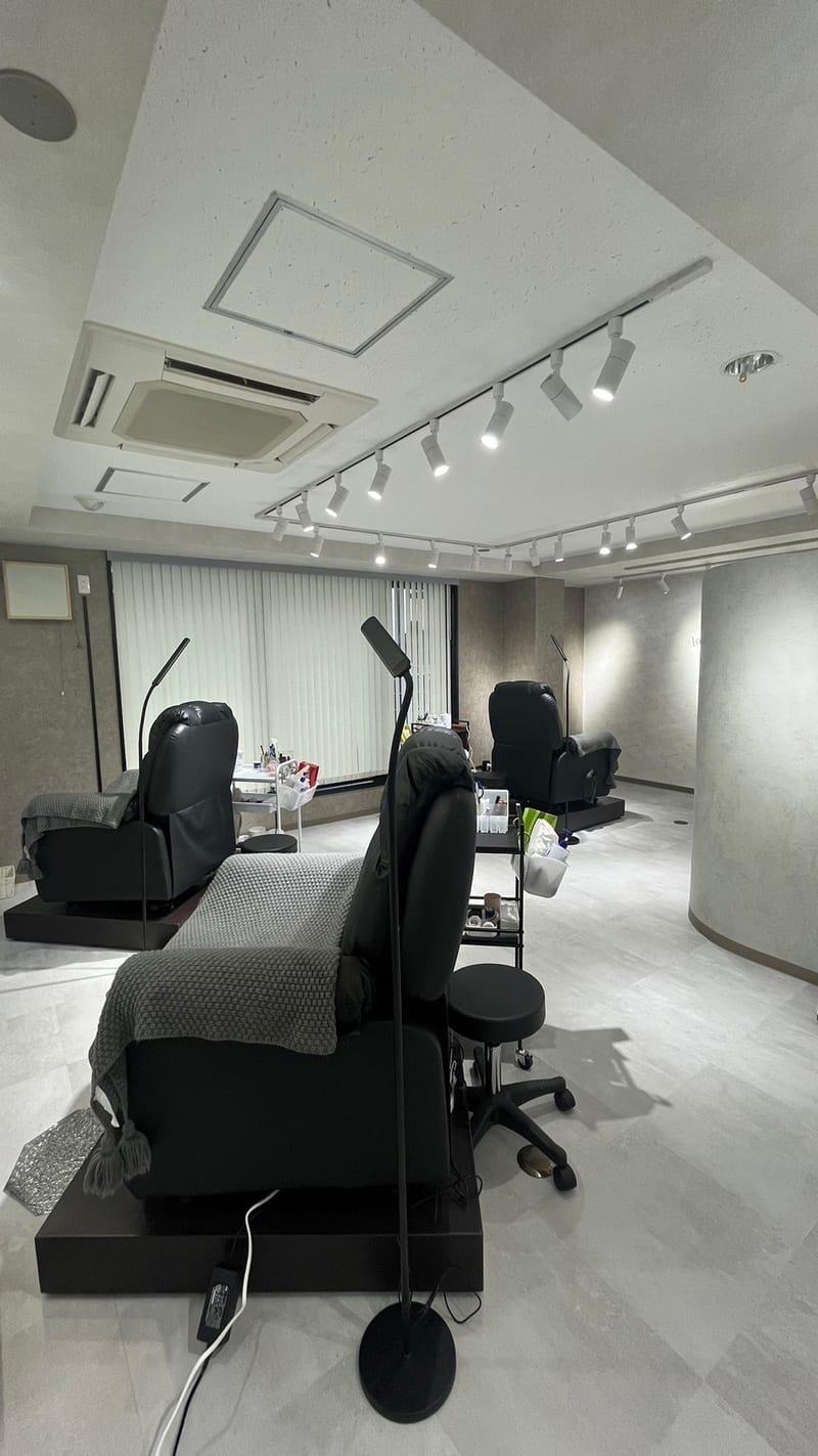 眉毛とまつげパーマの専門店 ロレインブロウ 銀座店（銀座）のメンズ眉毛サロン