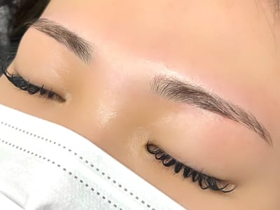 LUCIA LASH BROW銀座 眉毛/まつげパーマ/マスカラパーマ/マツエク/ワンホン/LED 店内写真 3枚目