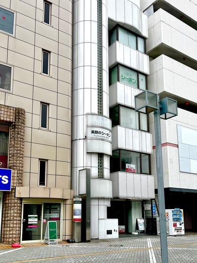 オーメンズ浜松駅前店 店内写真 2枚目