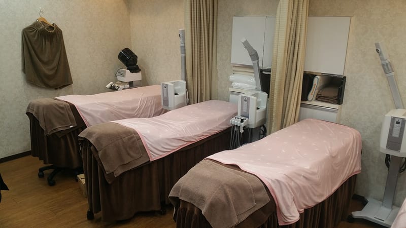 POWDER PALETTE ラスカ平塚店(平塚)のメンズ眉毛サロン