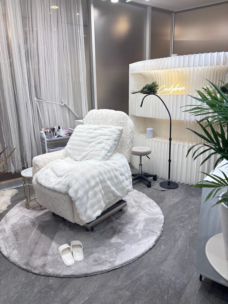 Nail&Eyelash Candybase Tokyo 広尾/ラッシュリフト/LEDマツエク/似合わせ眉毛(広尾)のメンズ眉毛サロン