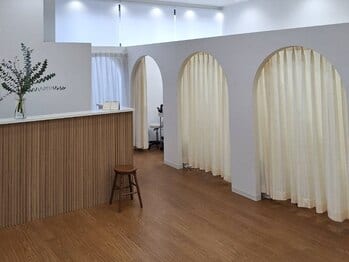eye+fam（広島）のメンズ眉毛サロン