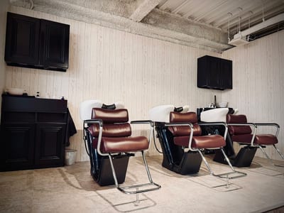 BUZZ FLOW men's salon by D＆T 店内写真 2枚目