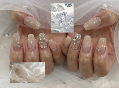 atelier Charmemu nail & eye lash 店内写真 1枚目