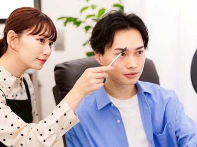 BROWS池袋店 店内写真 3枚目