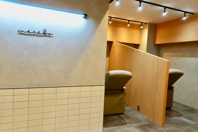 池袋眉毛 眉毛サロン 池袋メンズ眉毛 池袋 店内写真 2枚目