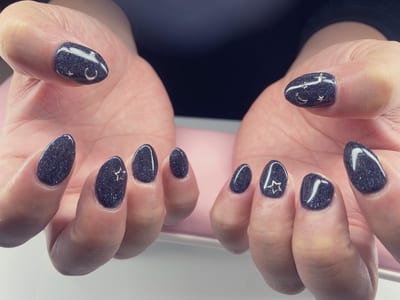 Nailash Room 池袋店 まつげパーマ/パリジェンヌ/マツエク/眉毛/ネイル/パラジェル 店内写真 2枚目