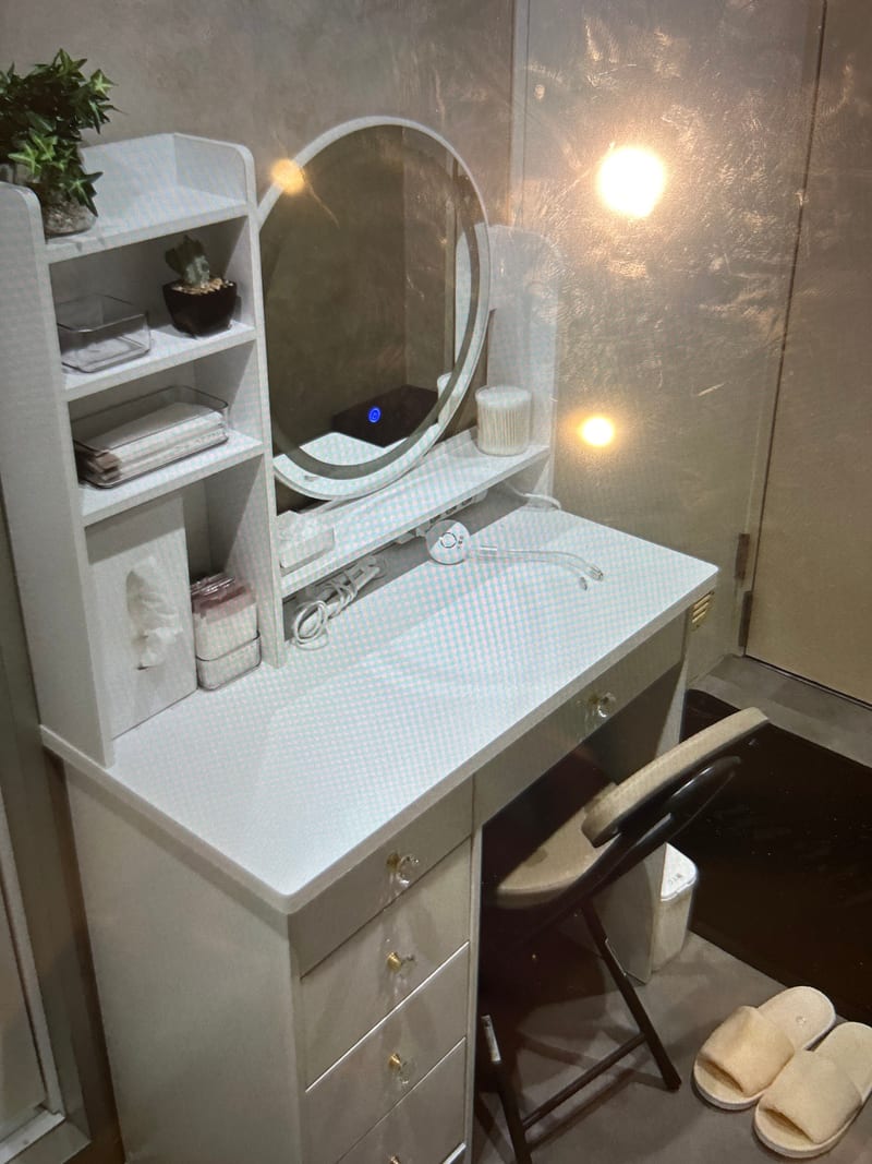 KATE stage LASH 池袋店(池袋)のメンズ眉毛サロン