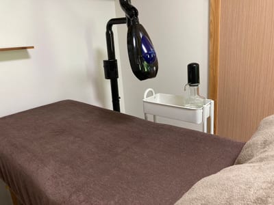 Calme光・WAX脱毛/眉毛/ドライヘッドスパ/セルフホワイトニング 店内写真 3枚目