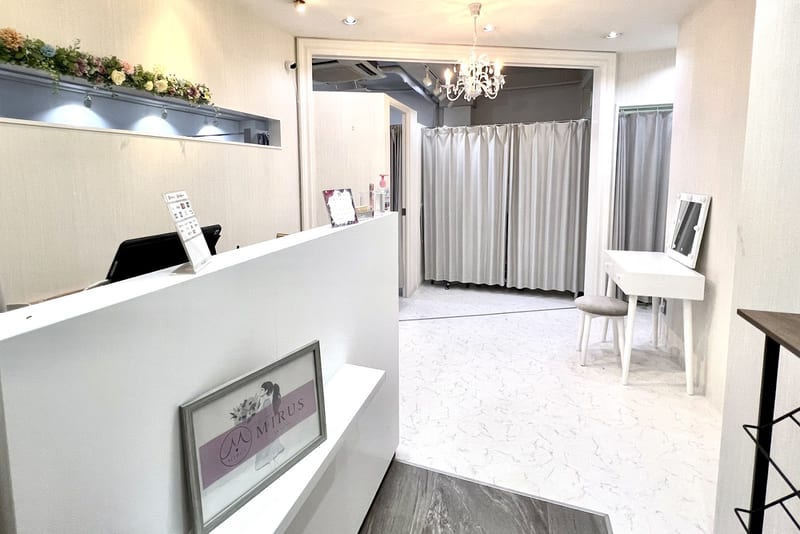 似合わせ専門MIRUS EyeBeauty&Nail上大岡駅前店(上大岡)
