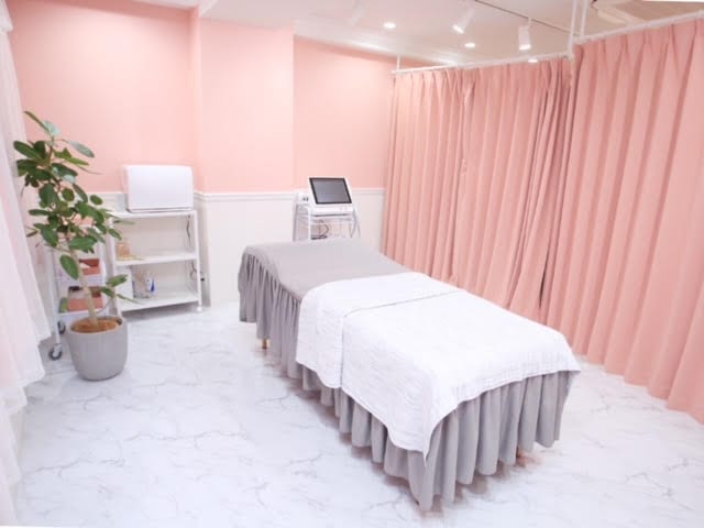 NOAH 小顔毛穴&まつげパーマ眉毛 川越店(川越)のメンズ眉毛サロン