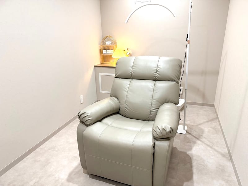 Ananas eyelash 川口店 まつ毛・眉毛（川口）のメンズ眉毛サロン