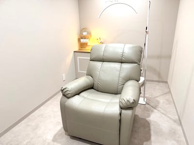 Ananas eyelash 川口店 まつ毛・眉毛 店内写真 1枚目