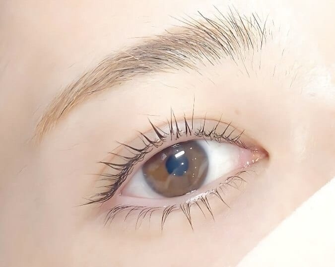 アイブロウ 眉毛サロン UNI BROW 四条烏丸の店内写真3