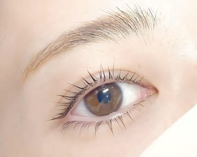 アイブロウ 眉毛サロン UNI BROW 四条烏丸 店内写真 2枚目