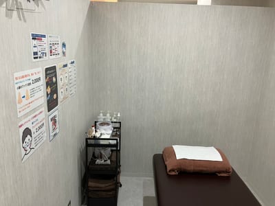 眉毛の王様 北千住店 店内写真 4枚目