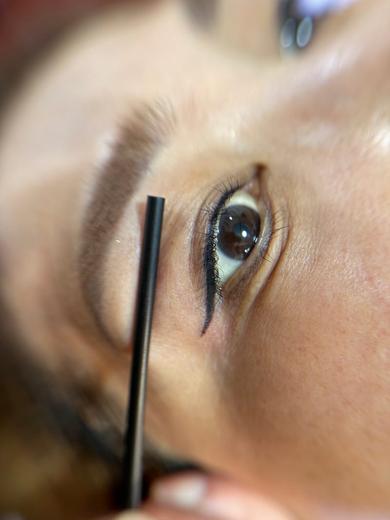 G.G lash total beauty salon(神戸三宮)のメンズ眉毛サロン
