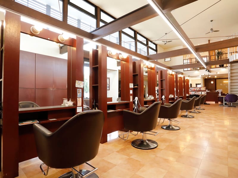 private salon sol（古河）のメンズ眉毛サロン