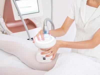 PRIVATE SALON Elle 痩身/ハーブピーリング/まつ毛パーマ/アイブロウ/光脱毛 店内写真 2枚目