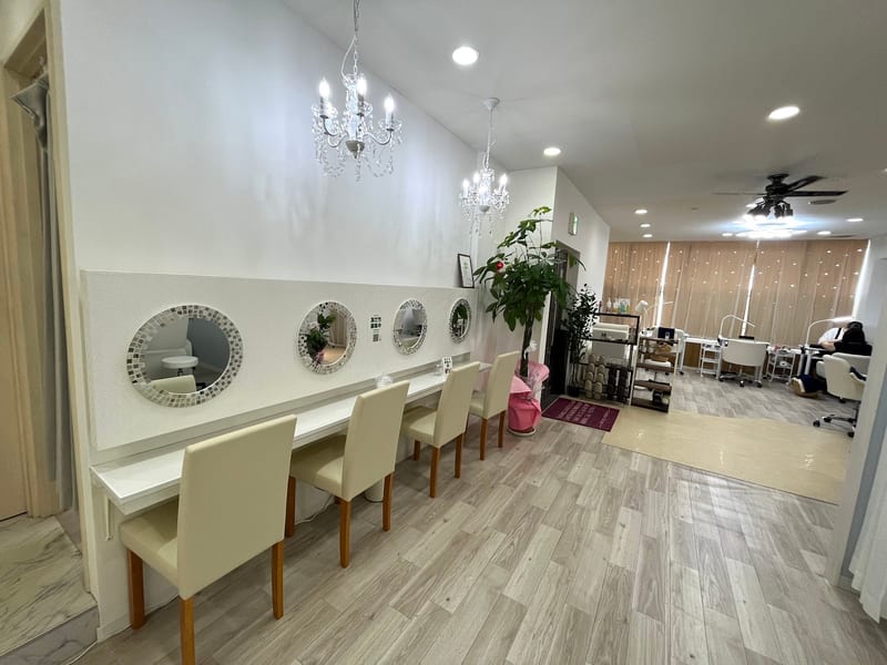 Crea la Luce 熊本市役所前店(熊本)のメンズ眉毛サロン