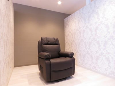 完全個室eyelash salon Rey熊本上通店 まつげパーマパリジェンヌ 店内写真 2枚目