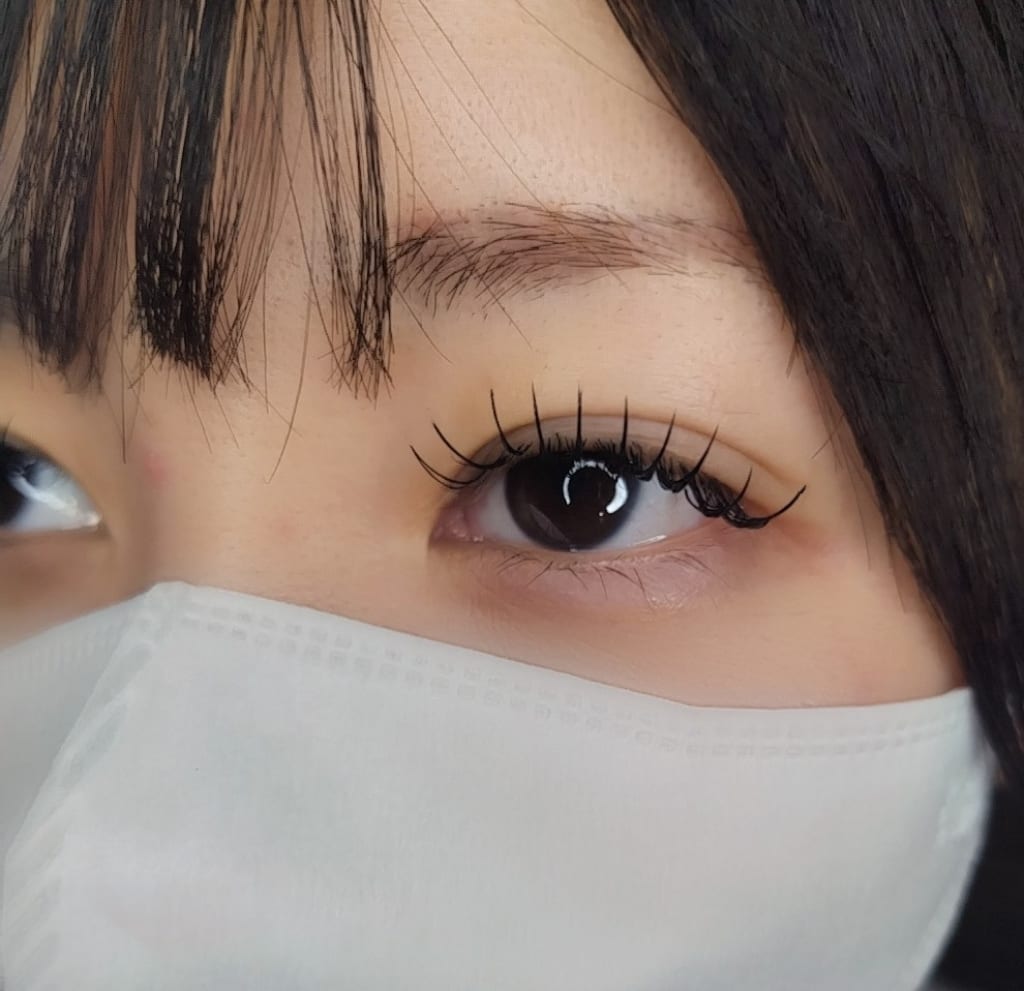 まつげ 眉毛専門店JASY(呉)のメンズ眉毛サロン店内写真 1枚目
