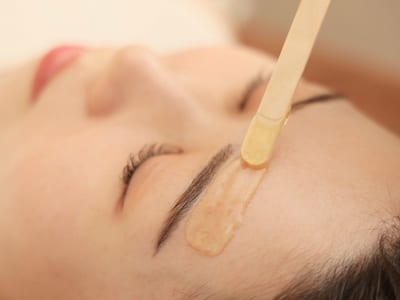 アイブロウ 眉毛サロン UNI BROW 大阪京橋 店内写真 4枚目