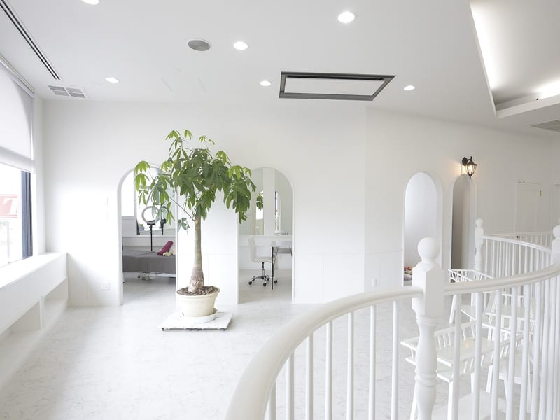 Beauty Lounge ADORE（町田）のメンズ眉毛サロン