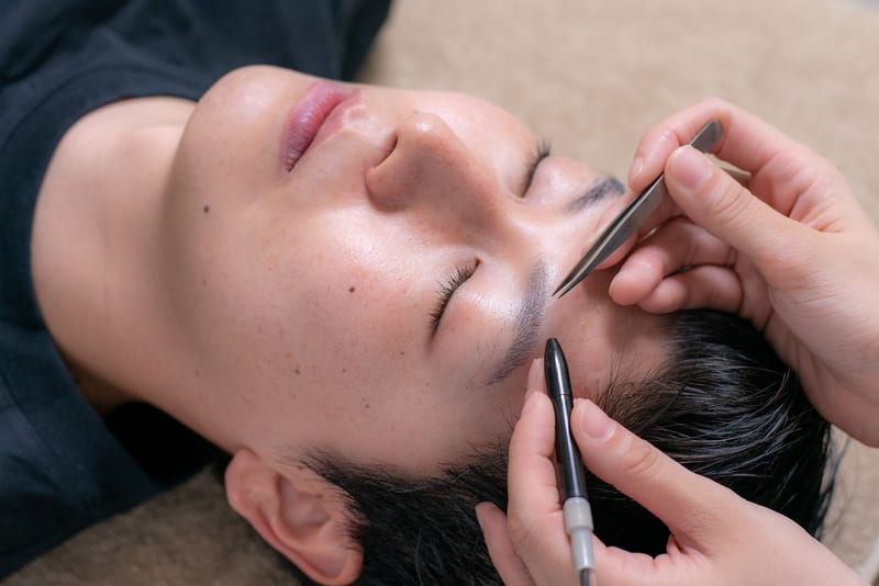 眉毛脱毛研究所 MDラボ 神戸三宮店(元町)のメンズ眉毛サロン