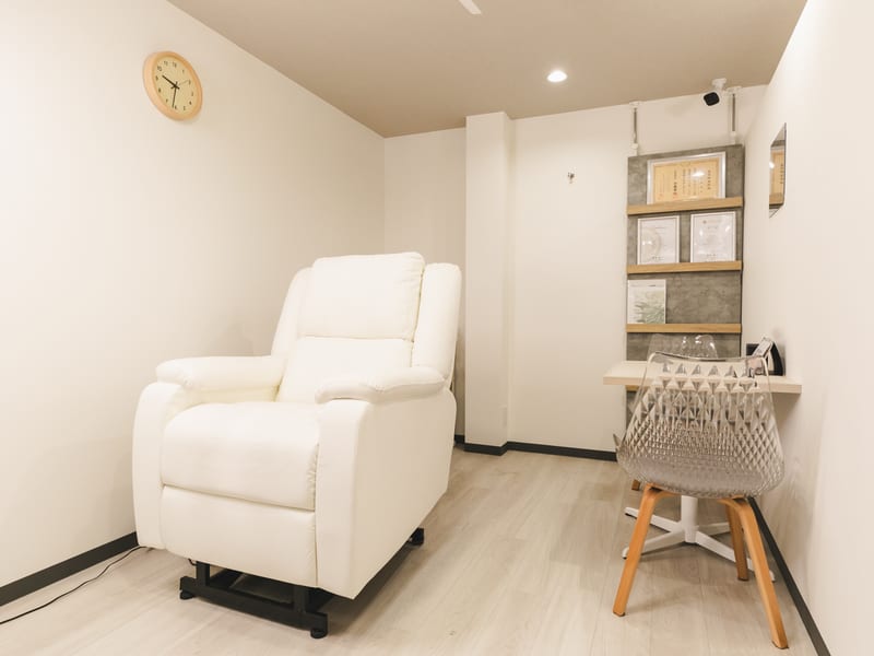 まゆ毛サロン Mayuka 名古屋覚王山店(本山・覚王山)のメンズ眉毛サロン