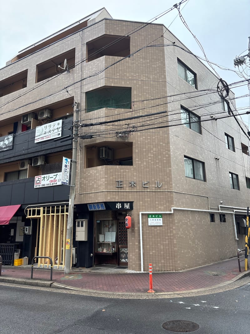 unic まつげパーマ/眉毛/アイブロウ/耳つぼジュエリーの店内写真3