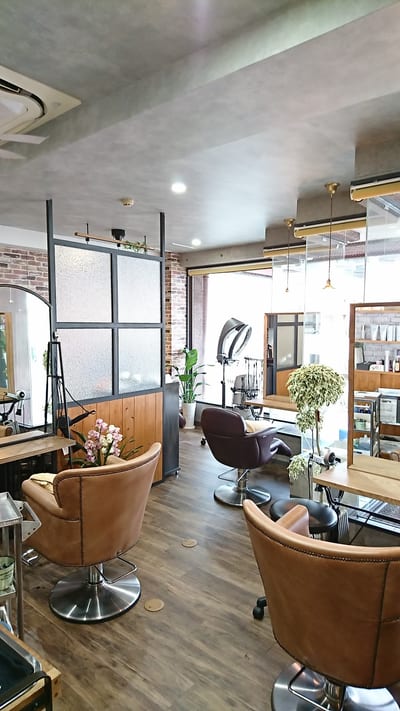 HAIR & MAKE Bon・ami 店内写真 1枚目