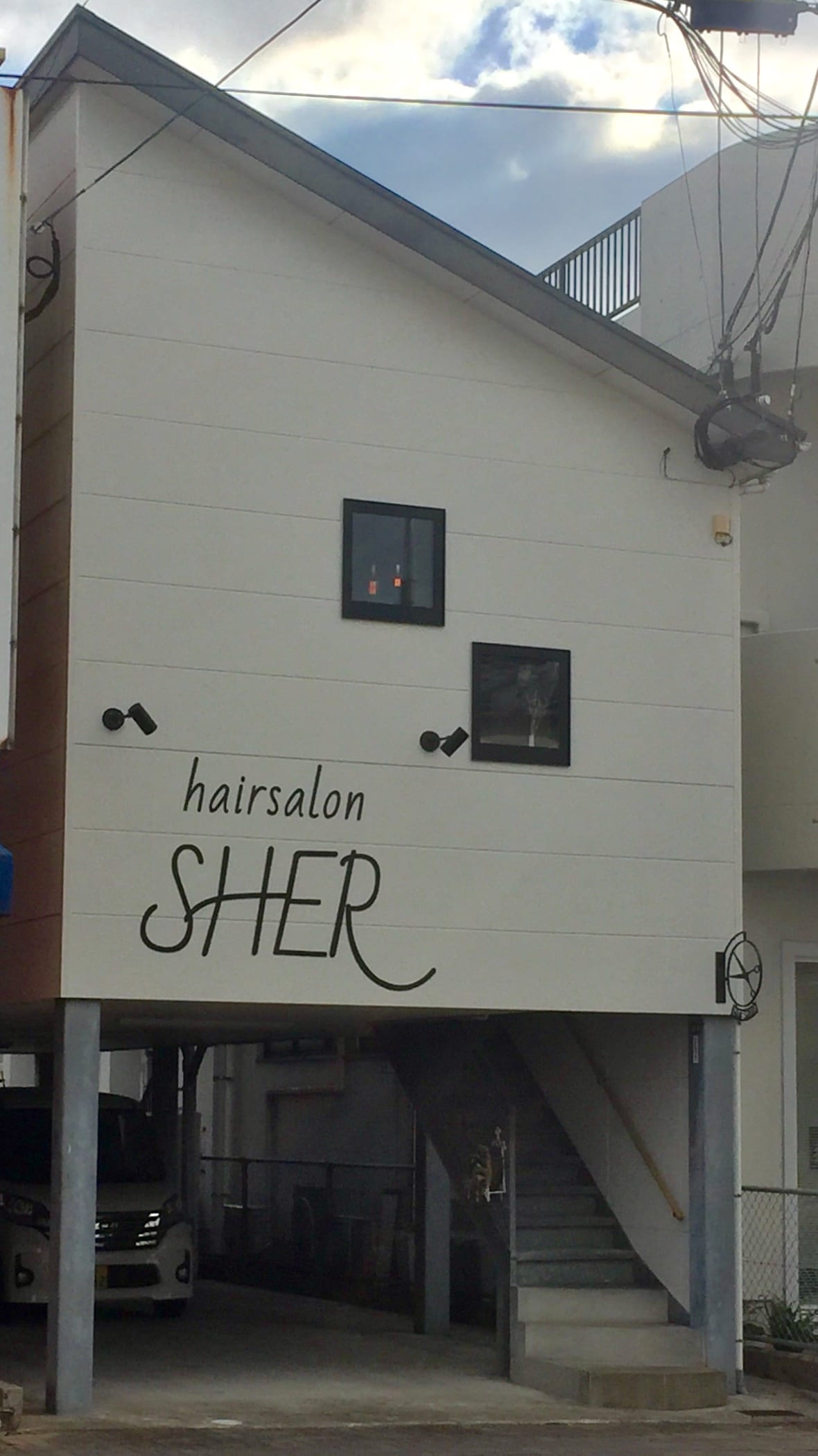 hair salon SHER（長崎）のメンズ眉毛サロン店内写真 1枚目
