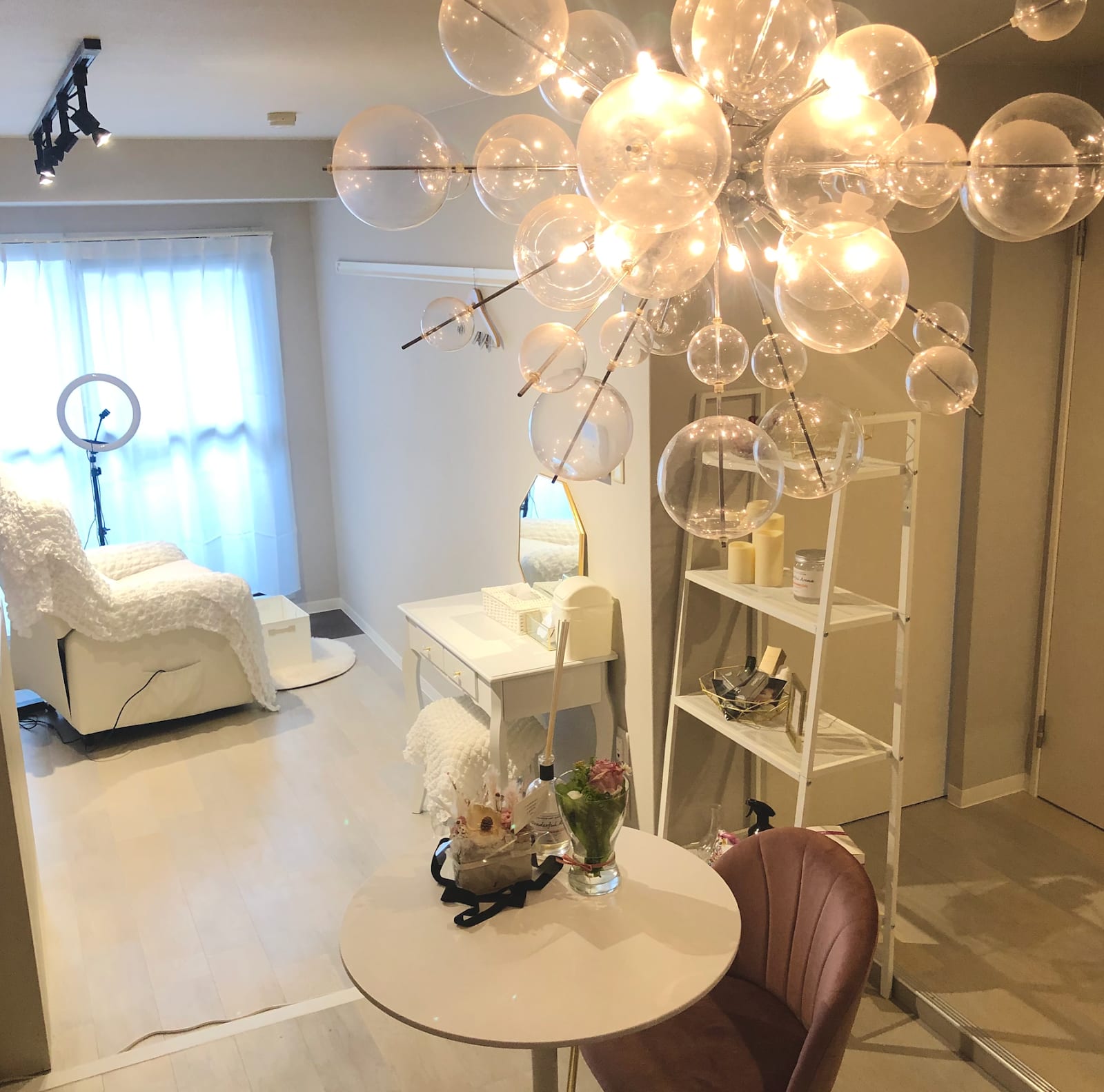 Total Beauty Salon Cyucyun（名古屋）のメンズ眉毛サロン店内写真 1枚目